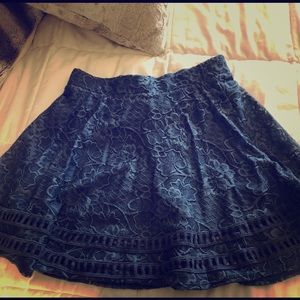 Lace skirt